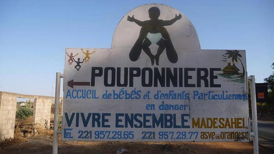 Pouponni&egrave;re Mbour 01